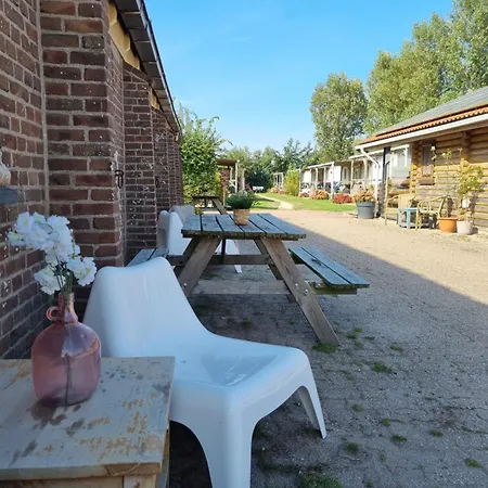 Trekkershut De Tulpenweide אתר קמפינג *