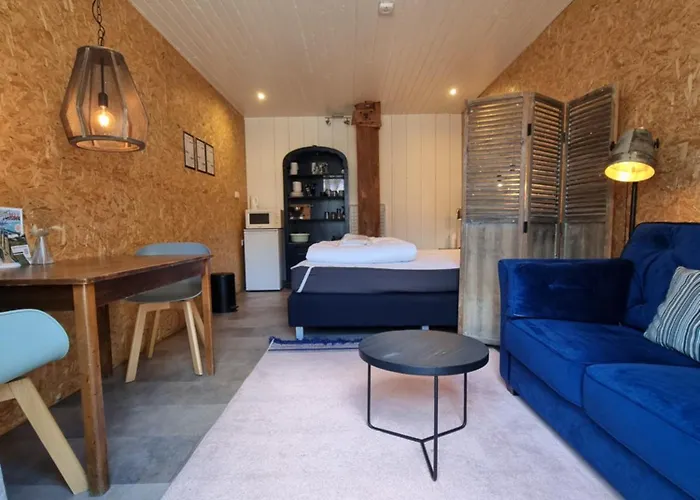 Trekkershut De Tulpenweide Breezand