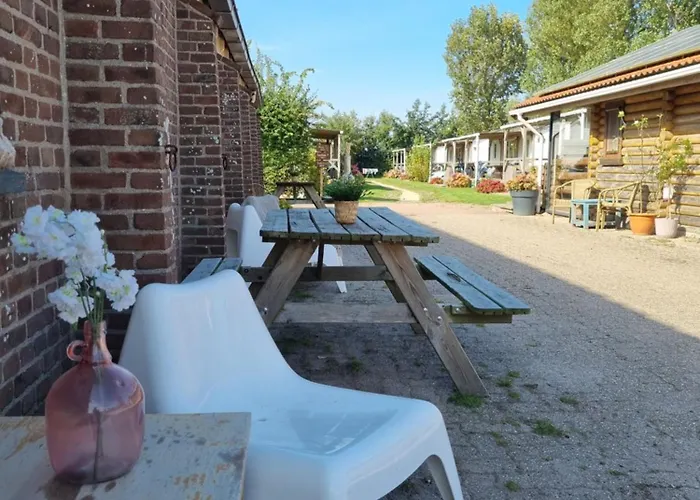 Trekkershut De Tulpenweide 캠프장 *